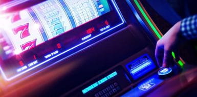 Russischer Hacker nimmt Spielautomaten aus